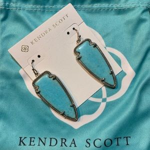 Kendra Scott Skylar Arrow Earrings